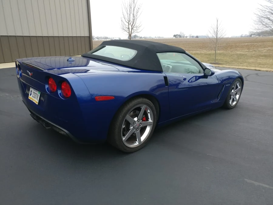 2005 Chevrolet Corvette C6 - Image 2 of 10