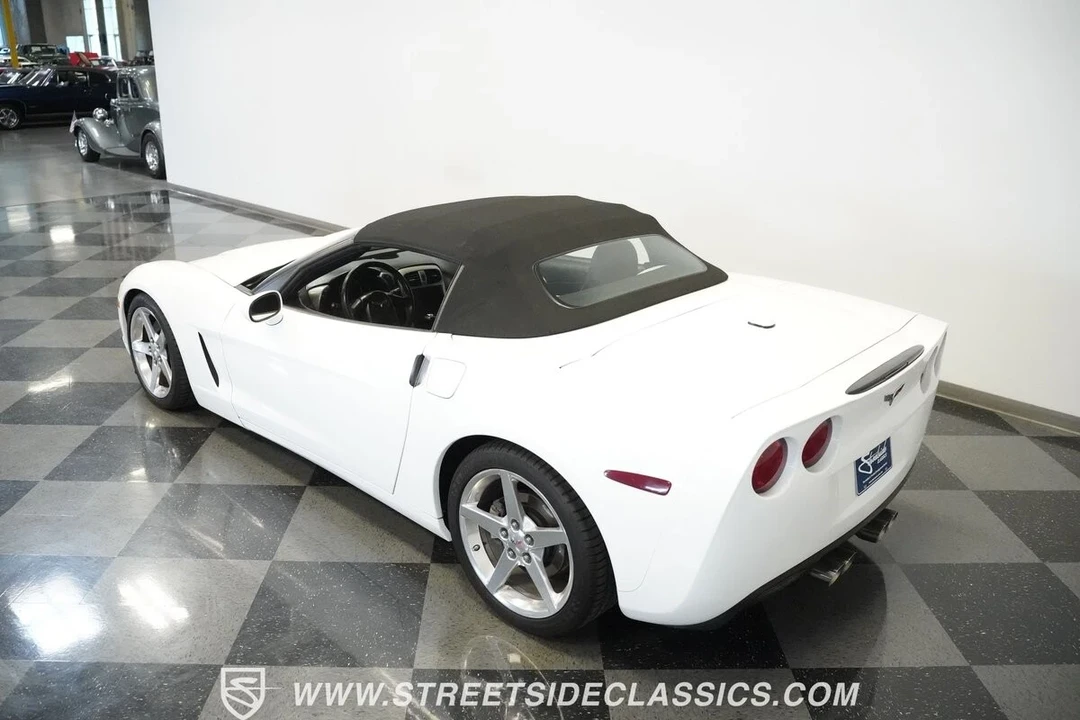 2005 Chevrolet Corvette C6 - Image 13 of 21
