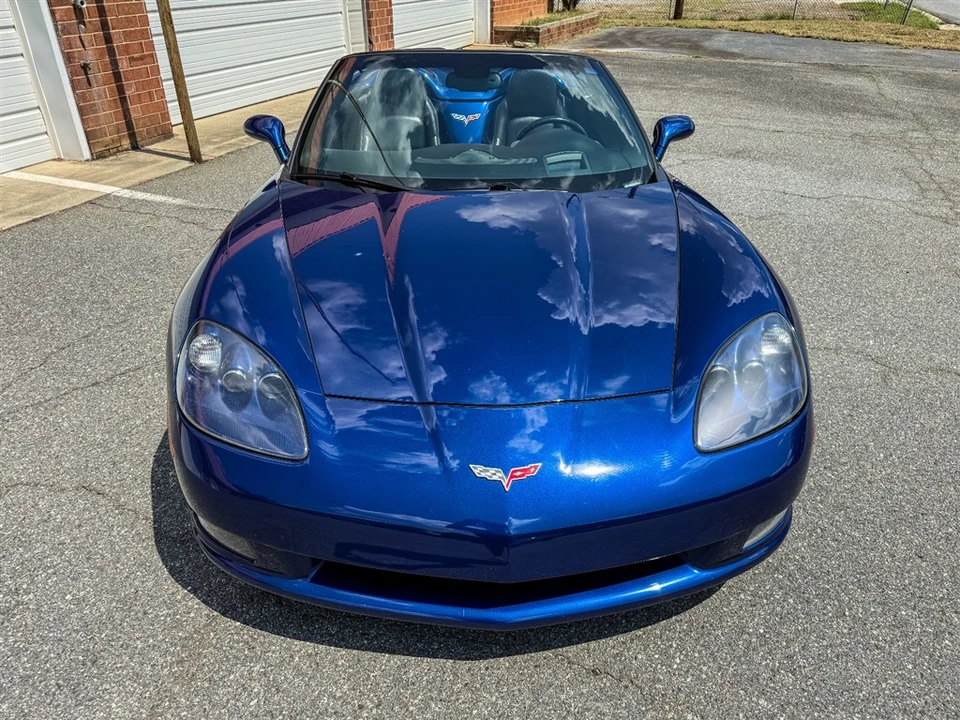 2005 Chevrolet Corvette C6 - Image 13 of 30