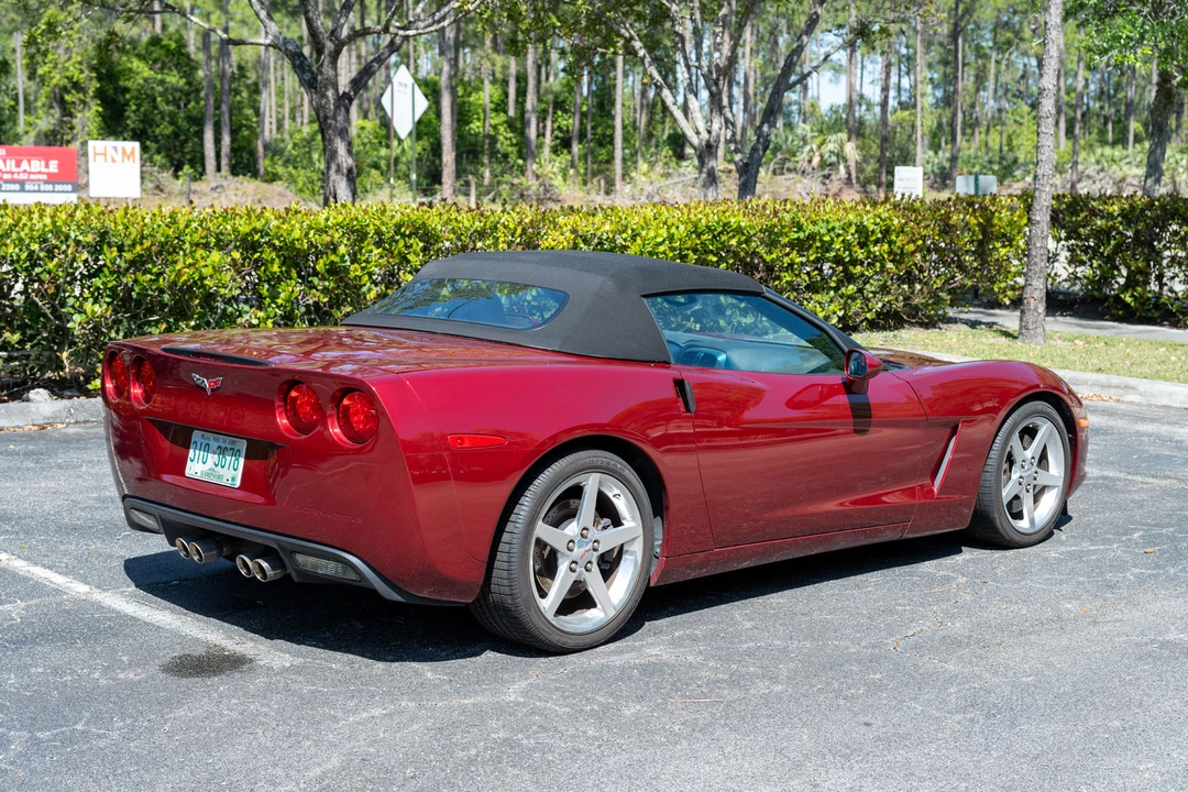 2005 Chevrolet Corvette C6 - Image 15 of 31