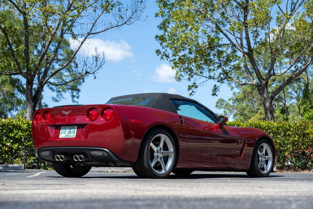 2005 Chevrolet Corvette C6 - Image 16 of 31