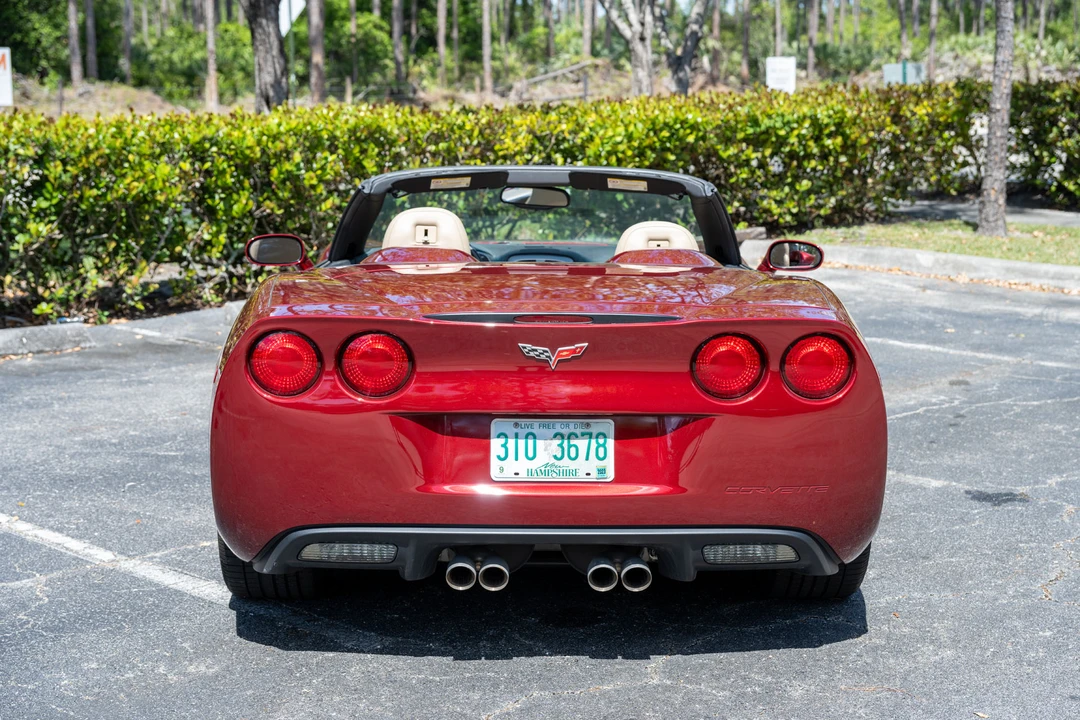 2005 Chevrolet Corvette C6 - Image 25 of 31