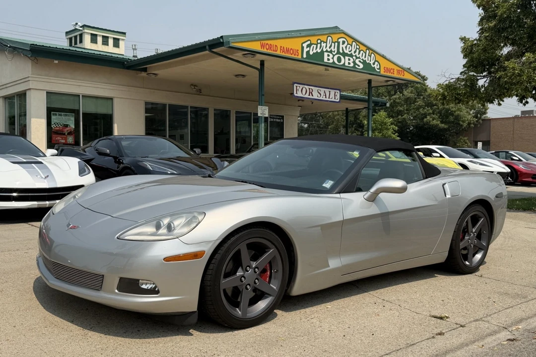 2005 Chevrolet Corvette C6 - Image 18 of 22