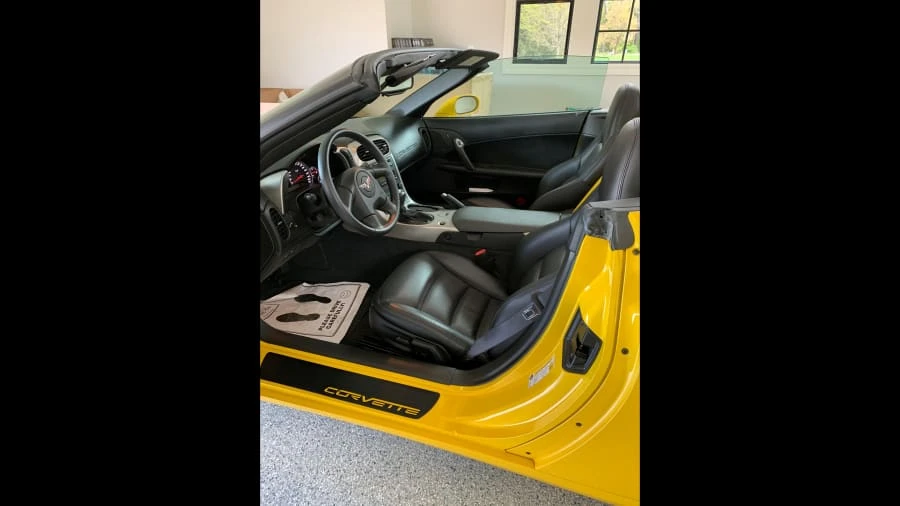 2005 Chevrolet Corvette C6 - Image 3 of 6