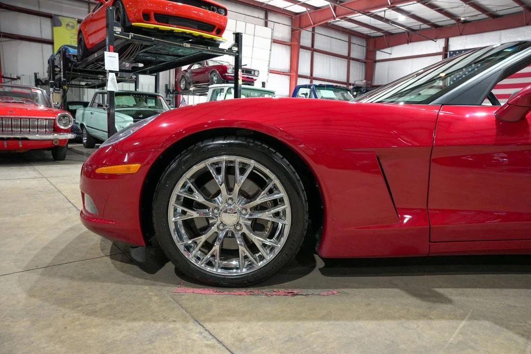 2005 Chevrolet - Image 3 of 31