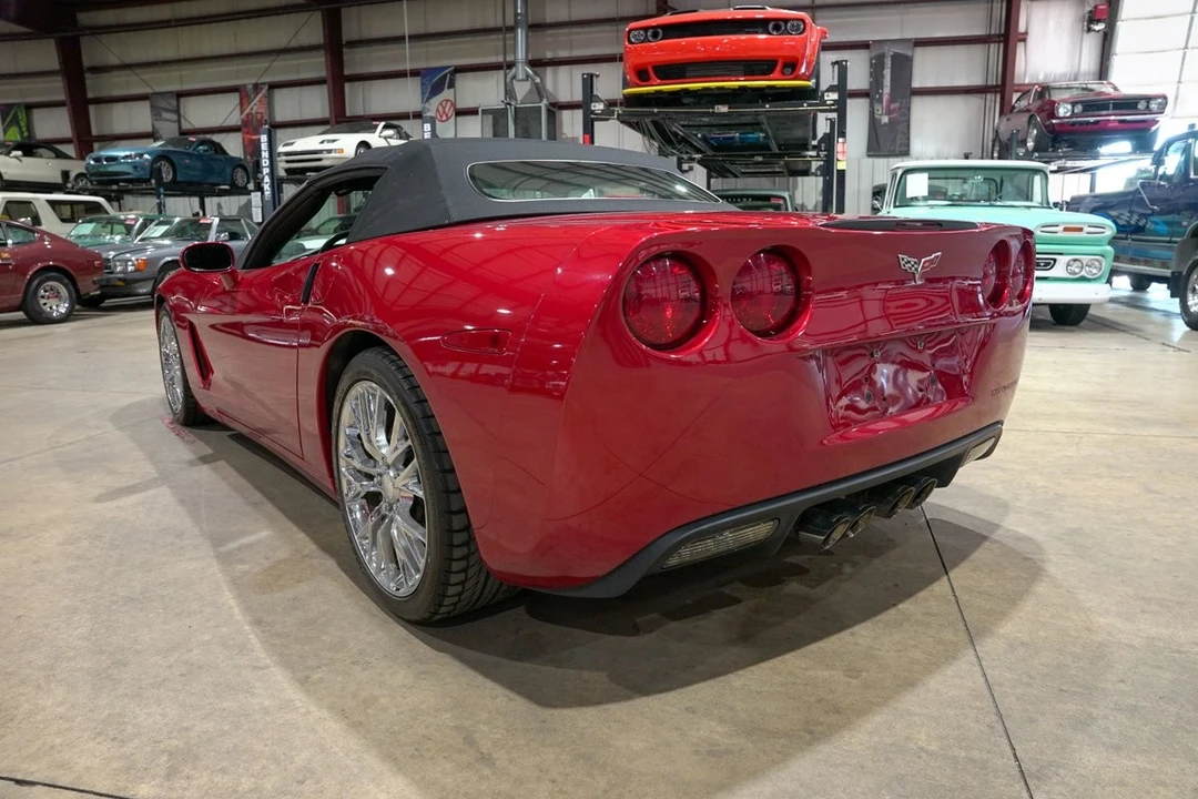 2005 Chevrolet - Image 22 of 31