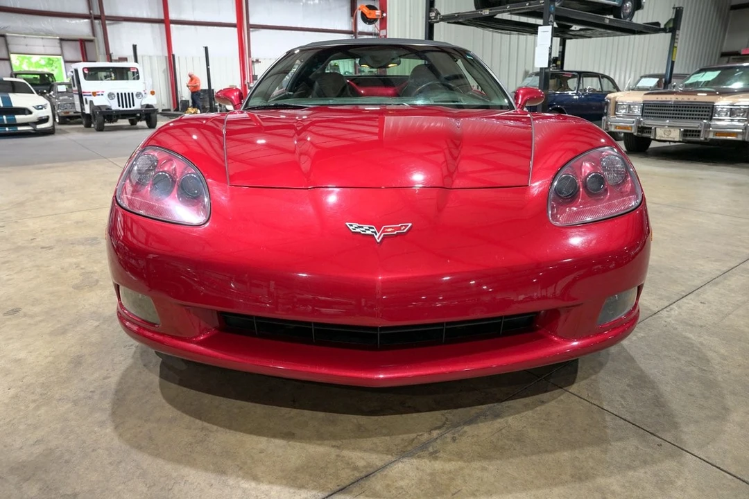 2005 Chevrolet - Image 27 of 31