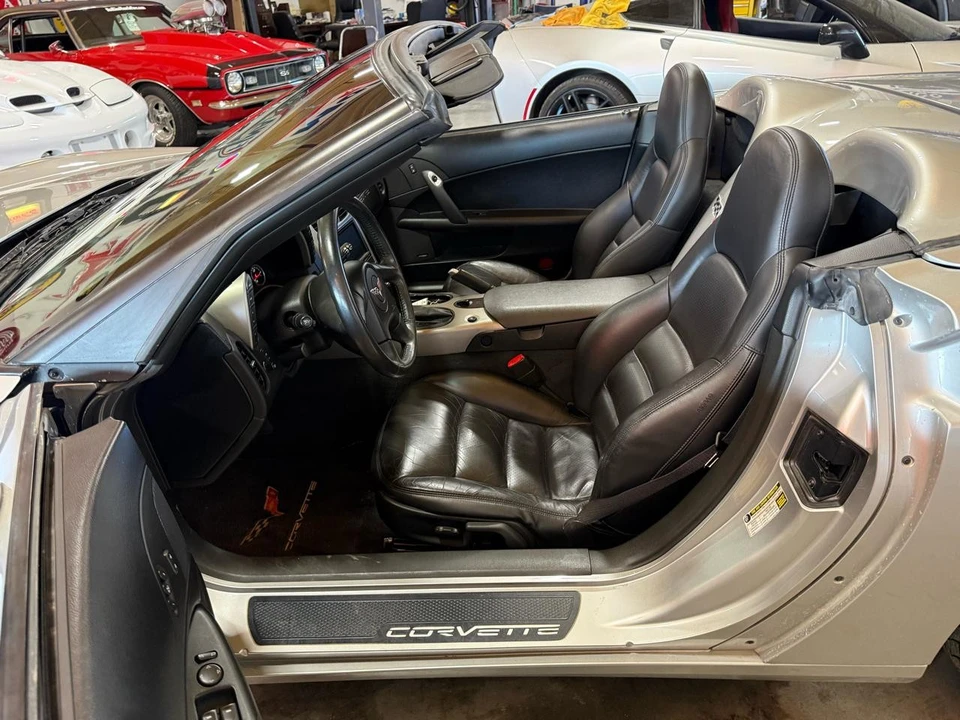 2005 Chevrolet Corvette C6 - Image 19 of 31