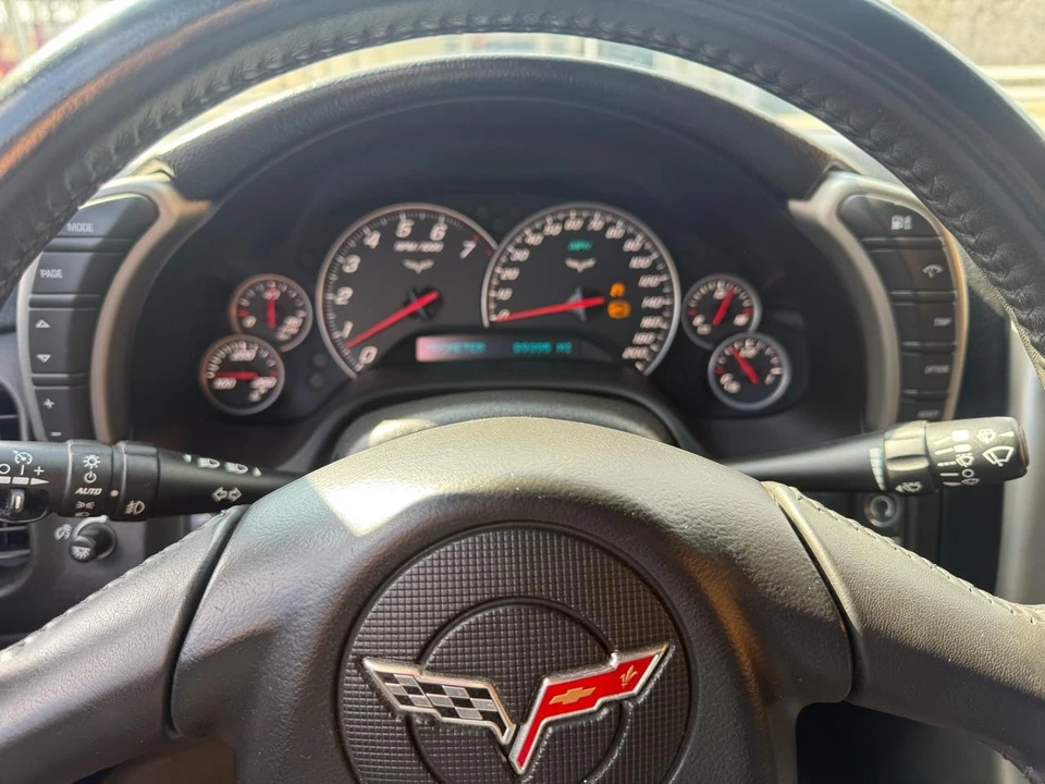 2005 Chevrolet Corvette C6 - Image 10 of 31