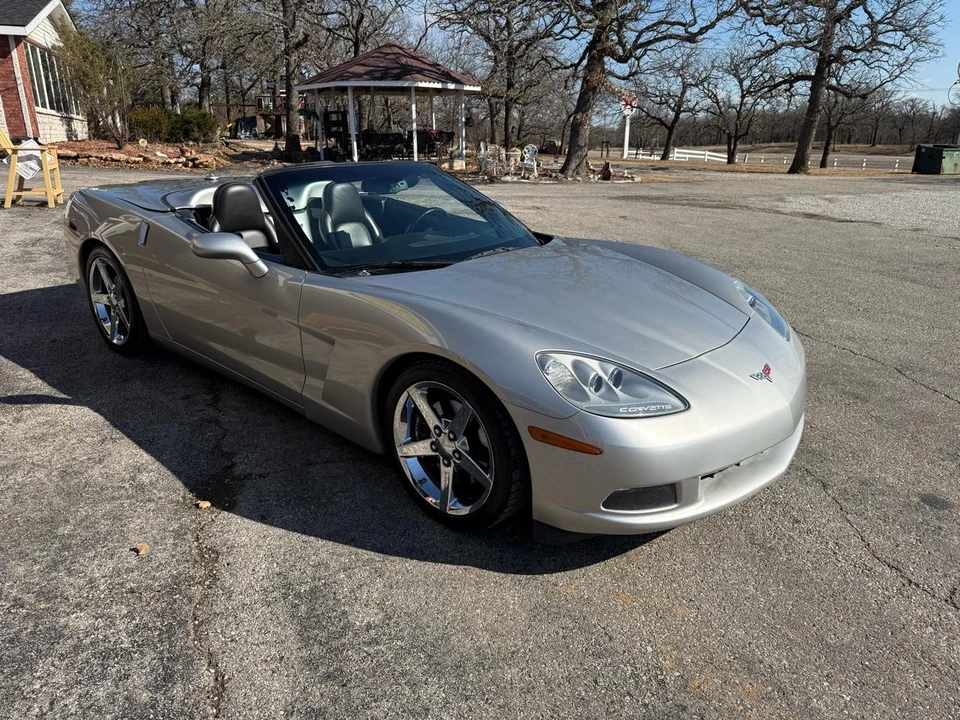 2005 Chevrolet Corvette C6 - Image 2 of 31