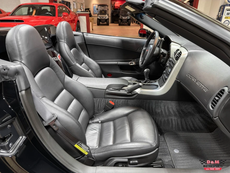2005 Chevrolet Corvette C6 - Image 13 of 31