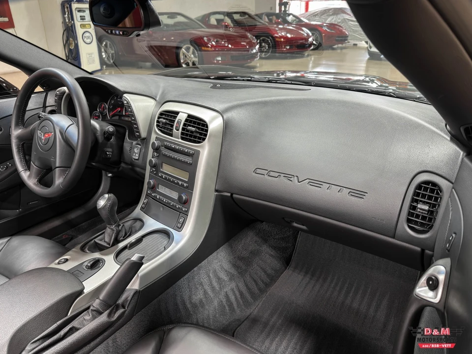 2005 Chevrolet Corvette C6 - Image 14 of 31