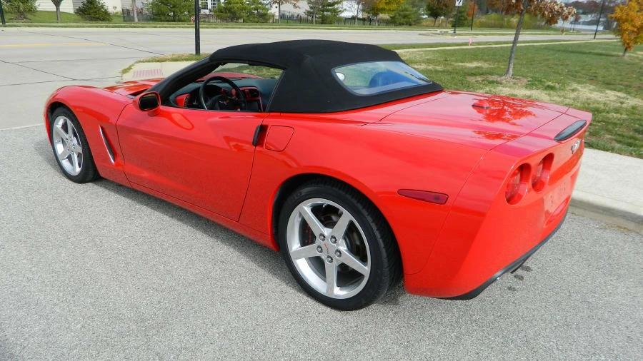 2005 Chevrolet Corvette C6 - Image 8 of 9