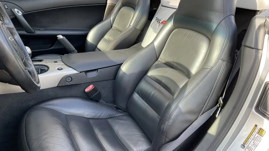 2005 Chevrolet Corvette C6 - Image 6 of 12