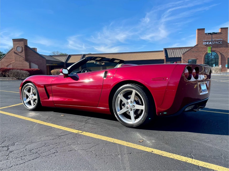 2005 Chevrolet Corvette C6 - Image 11 of 31