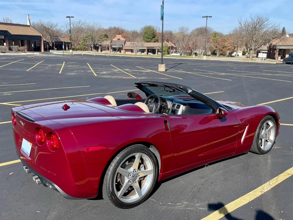 2005 Chevrolet Corvette C6 - Image 19 of 31