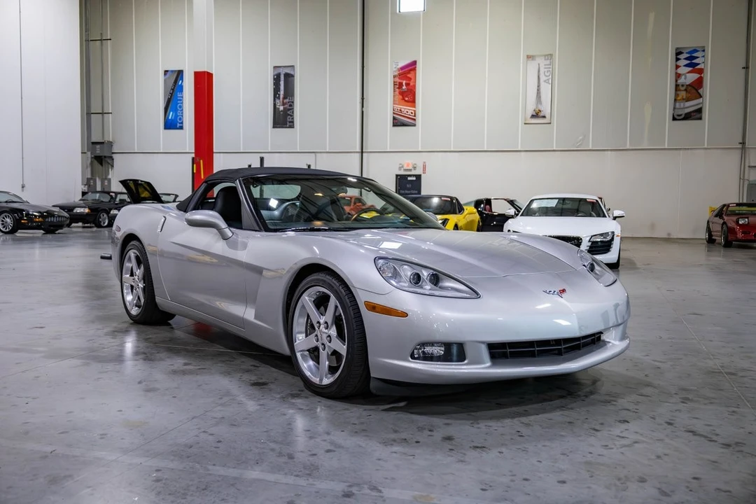 2005 Chevrolet Corvette C6 - Image 24 of 31