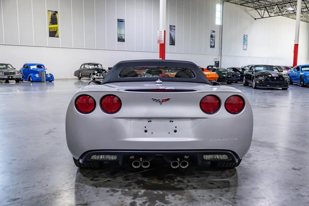 2005 Chevrolet Corvette C6 - Image 21 of 31
