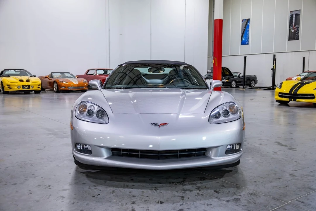 2005 Chevrolet Corvette C6 - Image 25 of 31