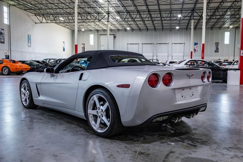 2005 Chevrolet Corvette C6 - Image 24 of 31