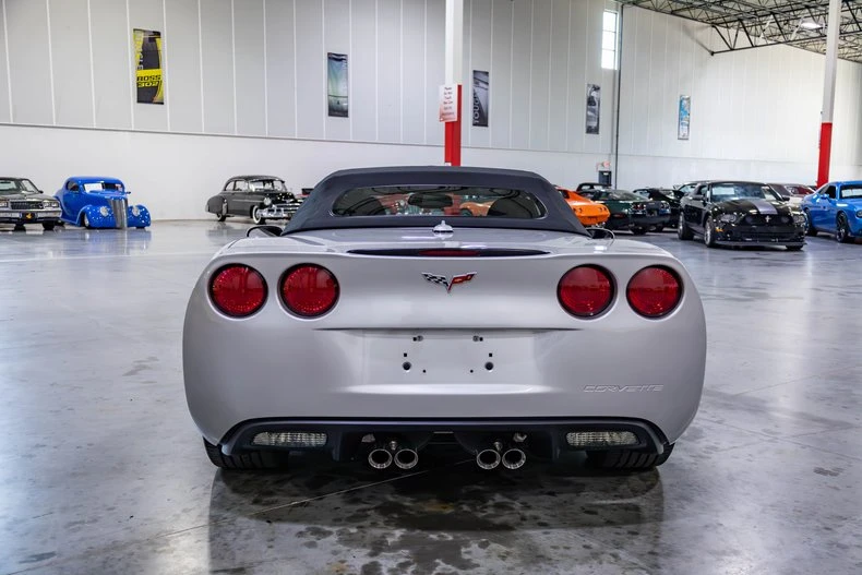 2005 Chevrolet Corvette C6 - Image 25 of 31