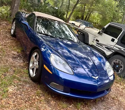 2005 Chevrolet Corvette Convertible 2D