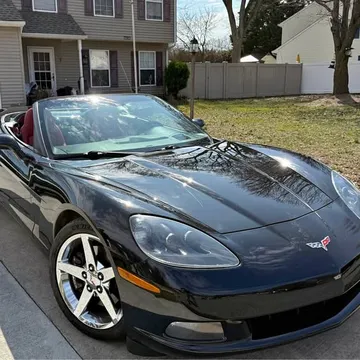 2005 Chevrolet Corvette Convertible 2D