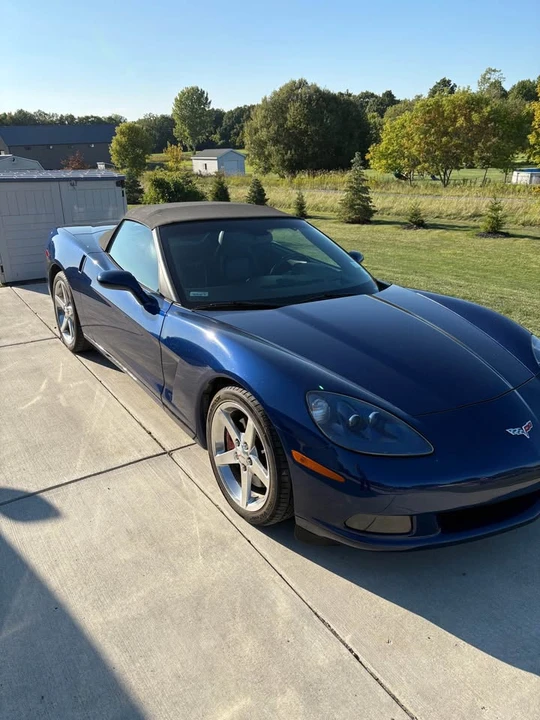 2005 Chevrolet Corvette C6 - Image 2 of 6