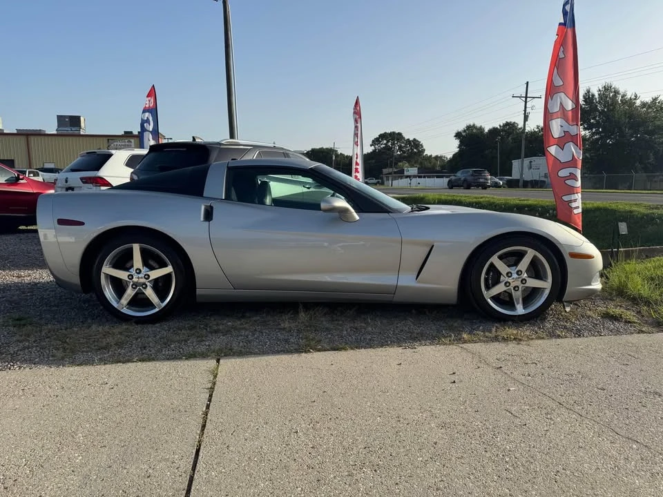 2005 Chevrolet Corvette C6 - Image 6 of 14