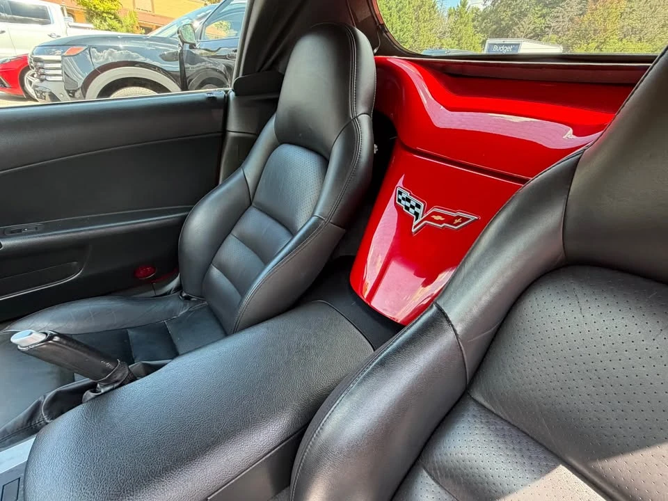 2005 Chevrolet Corvette C6 - Image 11 of 16