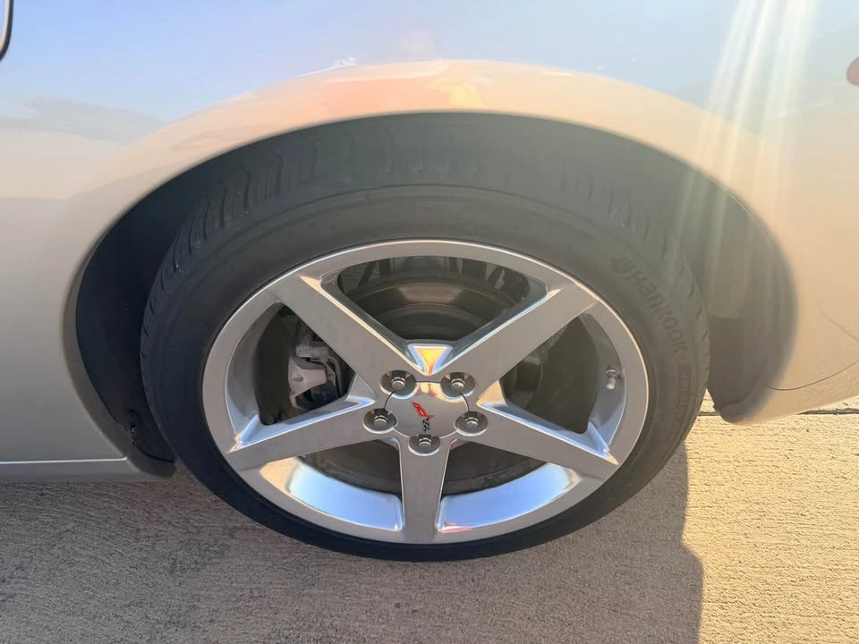2005 Chevrolet Corvette C6 - Image 11 of 20