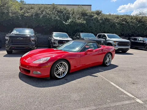 2005 Chevrolet Corvette Convertible 2D