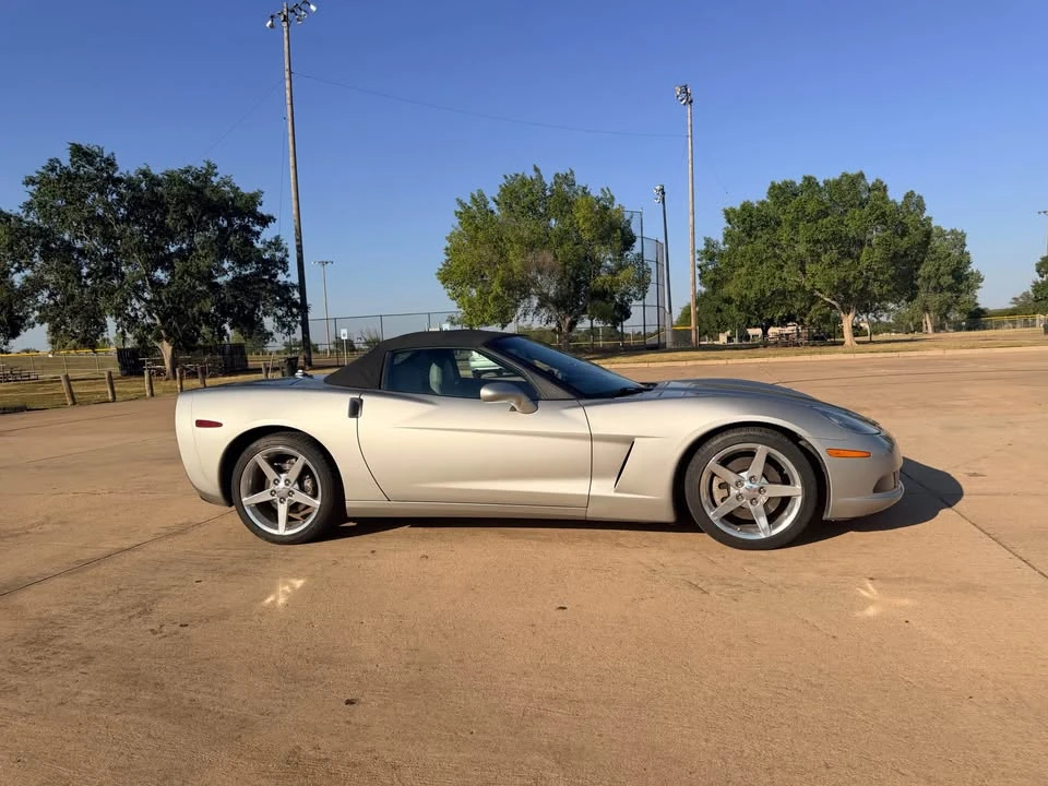 2005 Chevrolet Corvette C6 - Image 17 of 20
