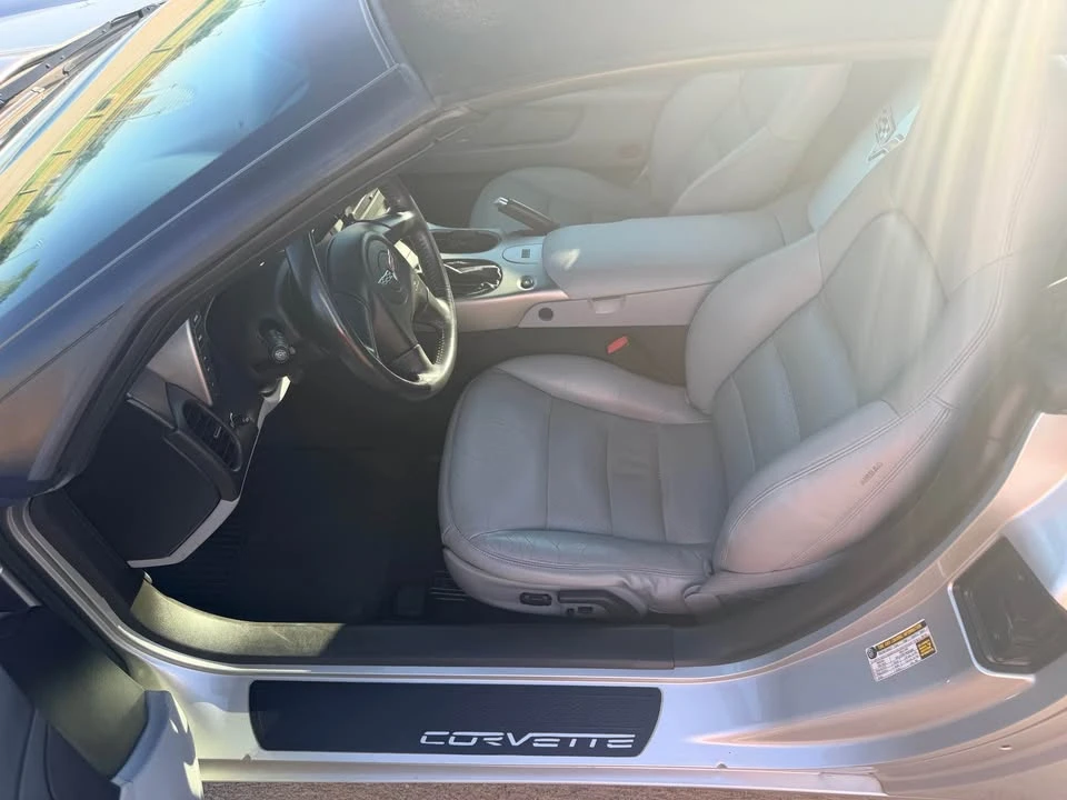 2005 Chevrolet Corvette C6 - Image 10 of 20