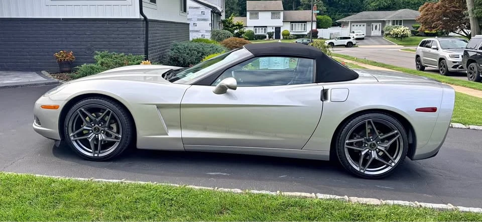 2005 Chevrolet Corvette C6 - Image 1 of 10