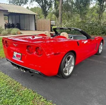 2005 Chevrolet Corvette Convertible 2D