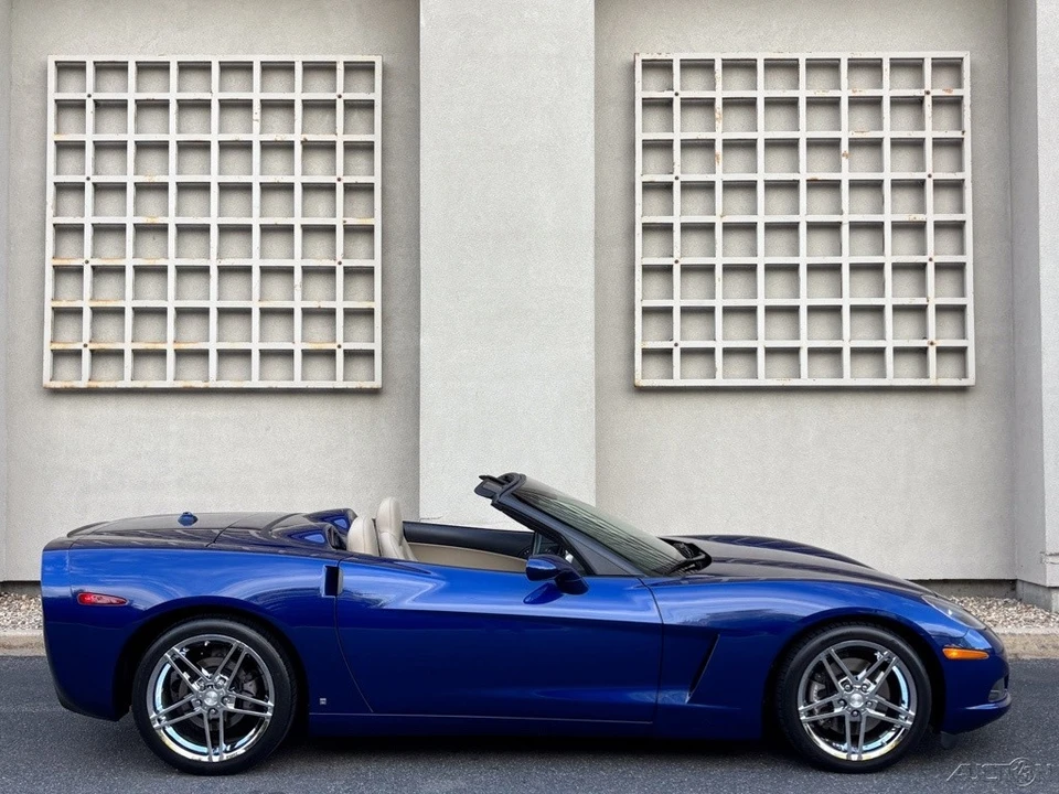 2005 Chevrolet Corvette C6 - Image 16 of 24