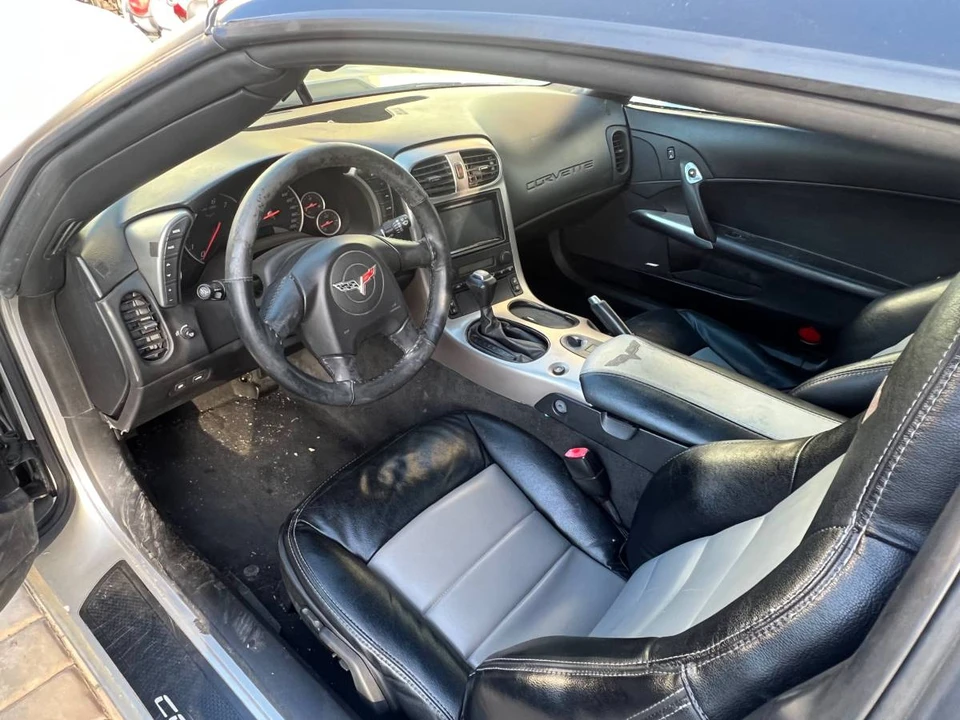2005 Chevrolet Corvette C6 - Image 13 of 16