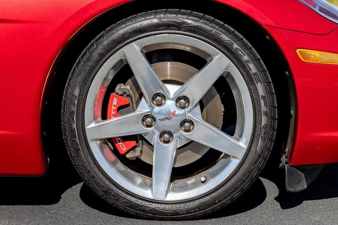 2005 Chevrolet Corvette C6 - Image 27 of 31