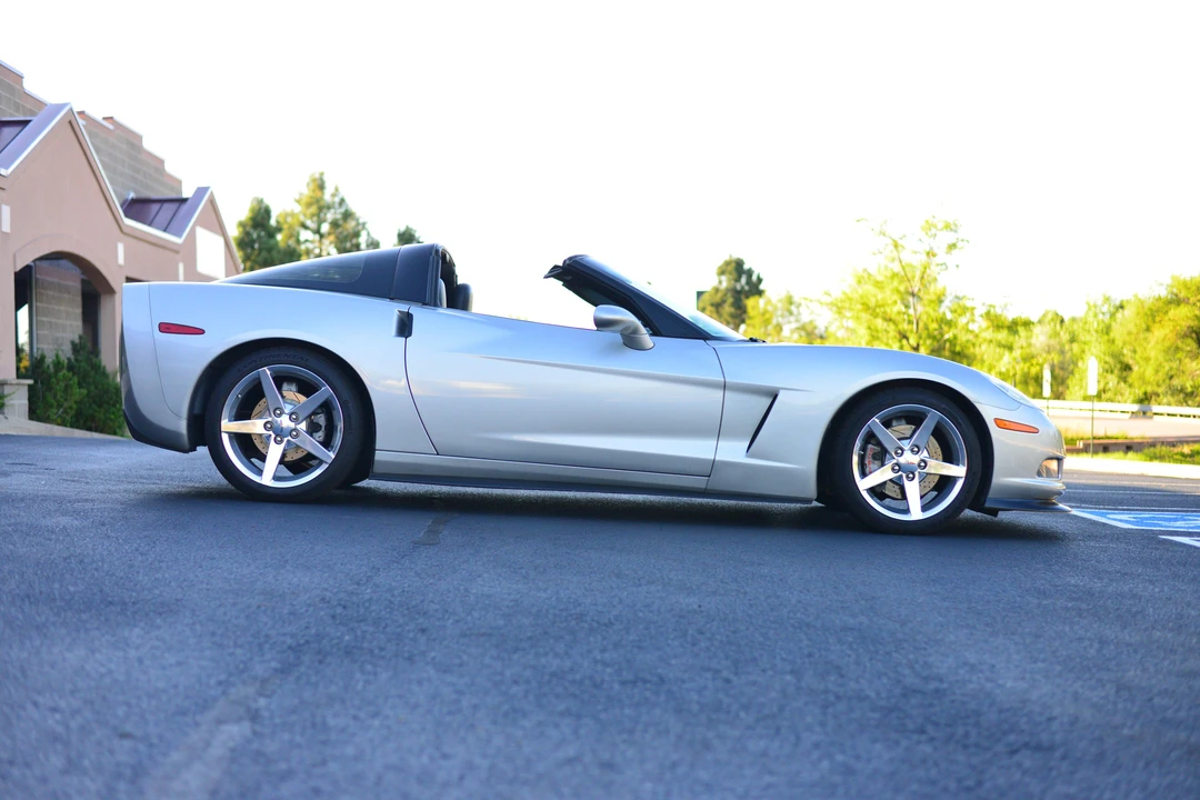 2005 Chevrolet Corvette C6 - Image 14 of 31