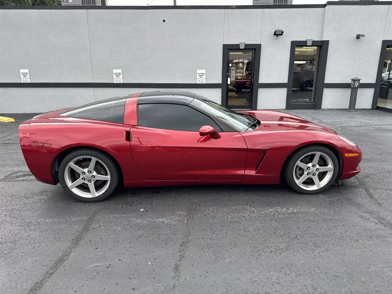 2005 Chevrolet Corvette C6 - Image 6 of 17