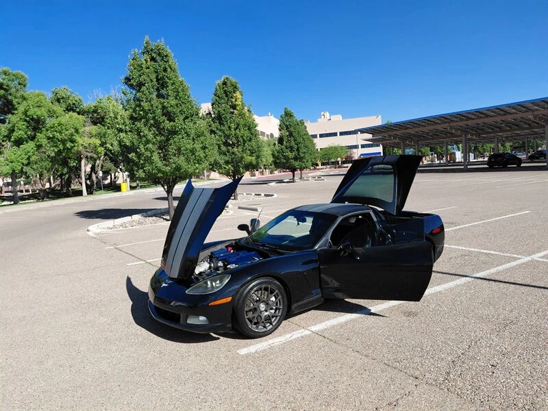 2005 Chevrolet Corvette C6 - Image 2 of 14