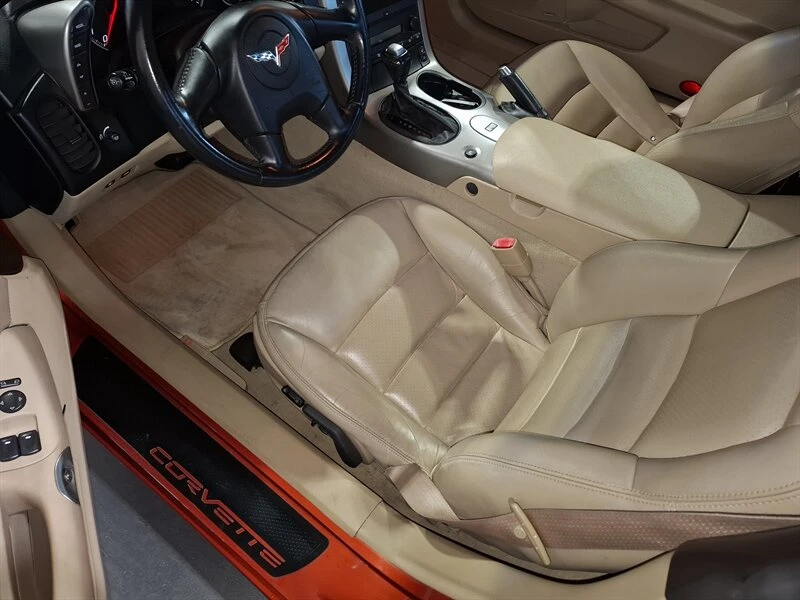 2005 Chevrolet Corvette C6 - Image 12 of 24