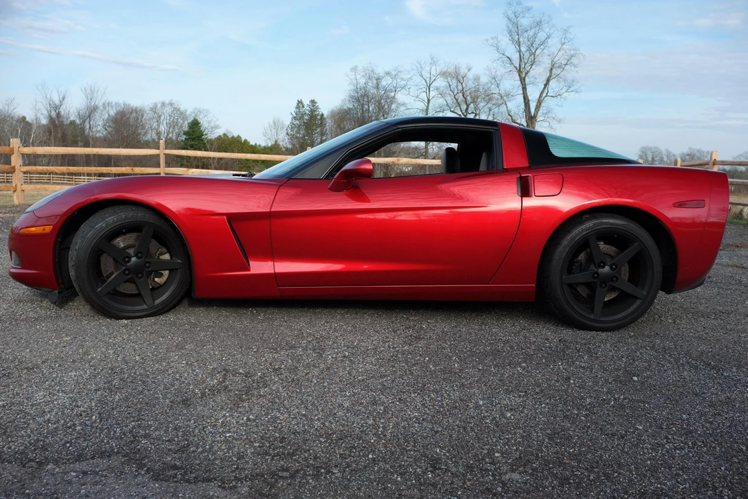 2005 Chevrolet Corvette C6 - Image 3 of 31