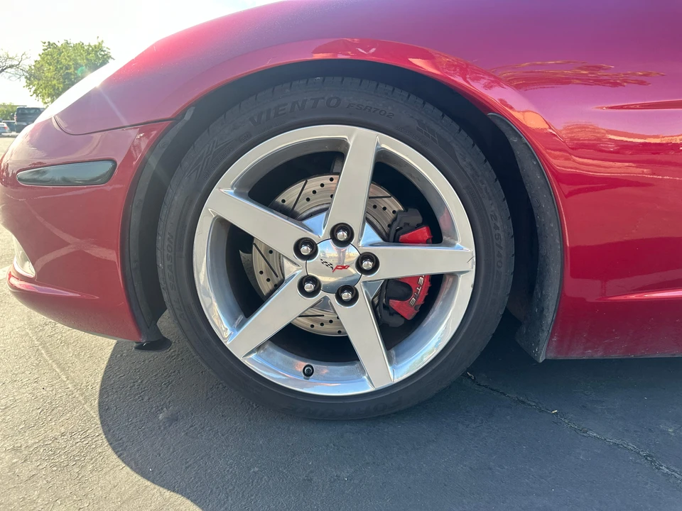 2005 Chevrolet Corvette C6 - Image 27 of 31