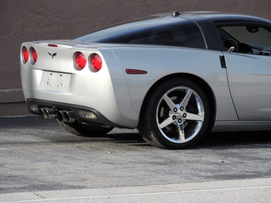 2005 Chevrolet Corvette C6 - Image 8 of 12