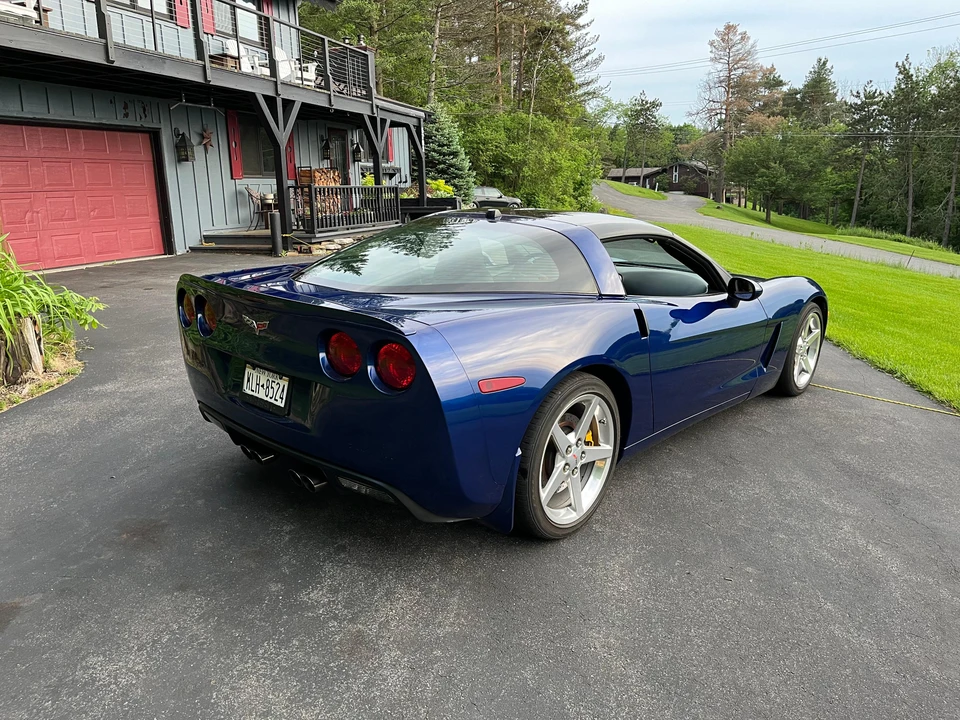 2005 Chevrolet Corvette C6 - Image 15 of 31