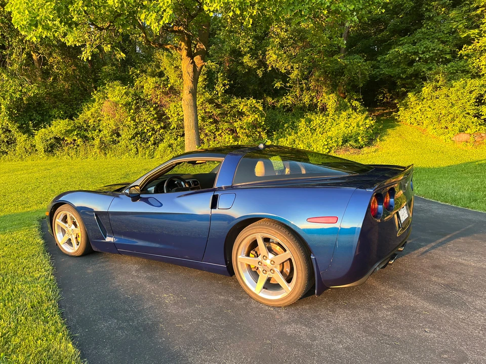 2005 Chevrolet Corvette C6 - Image 12 of 31