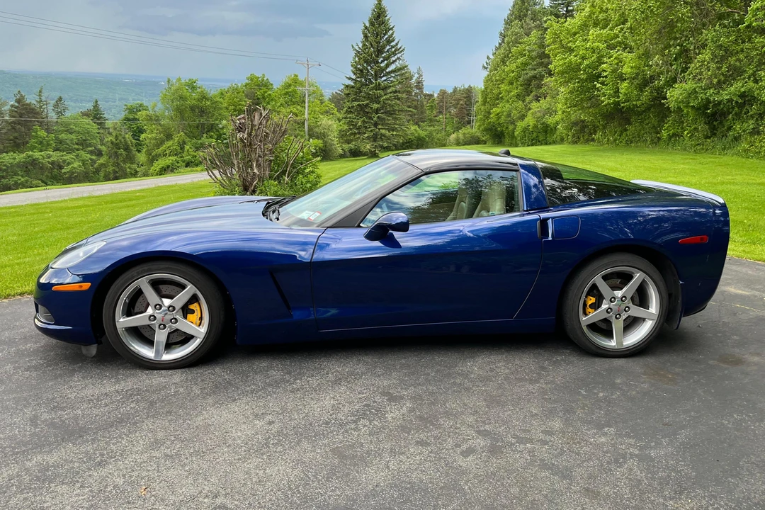 2005 Chevrolet Corvette C6 - Image 3 of 31
