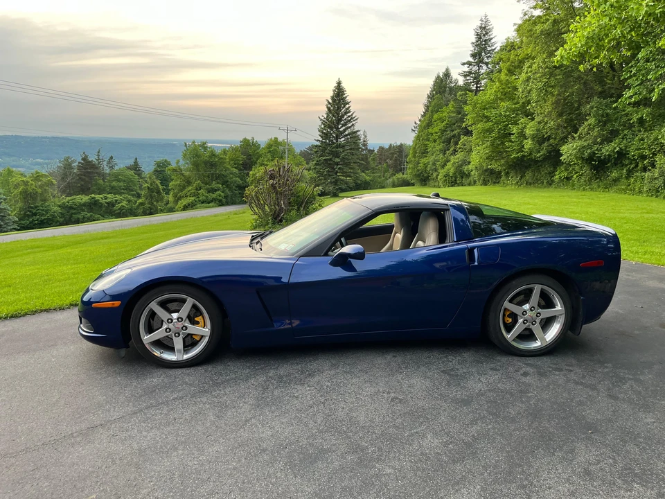 2005 Chevrolet Corvette C6 - Image 10 of 31